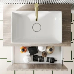 Billy 600mm Wall Hung Vanity Unit with Fluted Drawer Front & Countertop