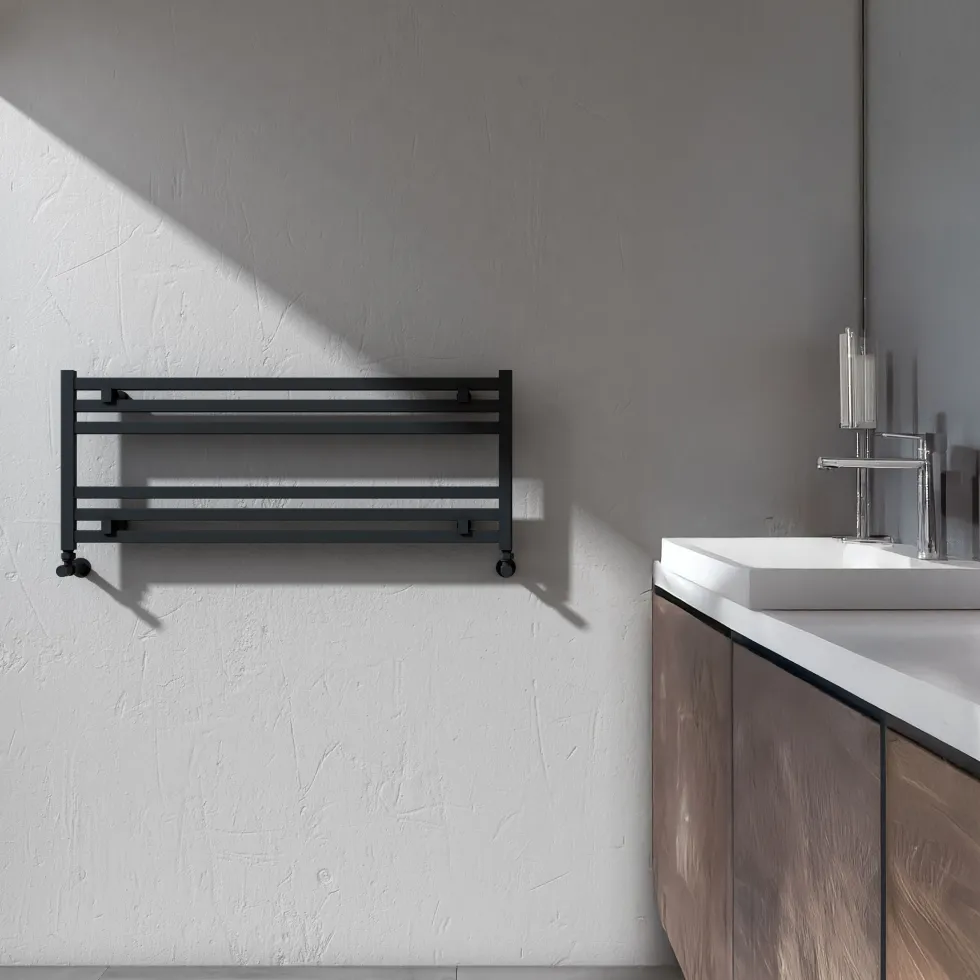 Carisa Fame Horizontal Ladder Aluminium Designer Heated Towel Rail - 400 x 1000mm