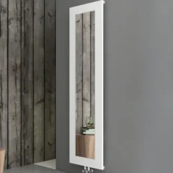 Carisa Quadro Vertical Mirrored Aluminium Radiator