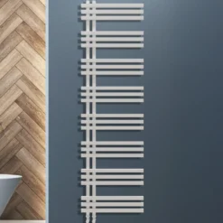 Carisa Terra Offset Aluminium Heated Towel Rail