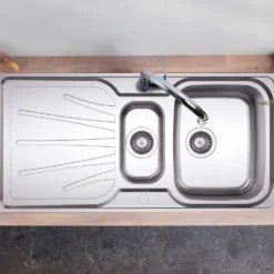 Clearwater Deep Blue 1.5 Bowl Brushed Stainless Steel Sink & Waste with Reversible Drainer - 1000 x 490mm
