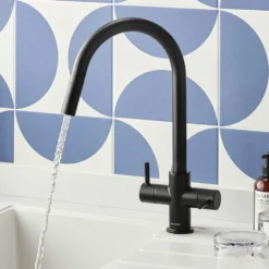 Clearwater Loreto Pull Out Kitchen Mixer Tap