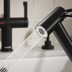 Clearwater Modern Pull Out Rinse