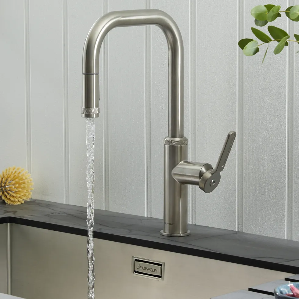 Clearwater Pioneer WRAS Approved Single Lever Industrial-Style Mono Pull Out Spray Kitchen Mixer Tap