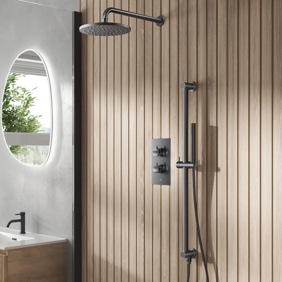 Core Concealed Thermostatic Valve, Fixed Head & Shower Rail Kit