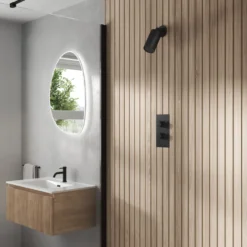 Core 1 Outlet Concealed Shower Valve & Wall Mounted Fluted Spotlight Shower Head