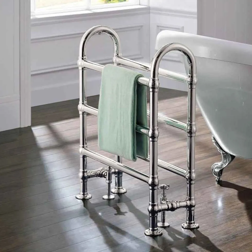 DQ Heating Hilborough Luxury Traditional Heated Towel Rail Radiator - Chrome - 1040 X 837mm