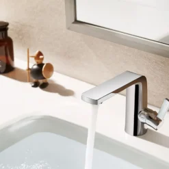 Flova Fusion Mono Basin Mixer with Clicker Waste