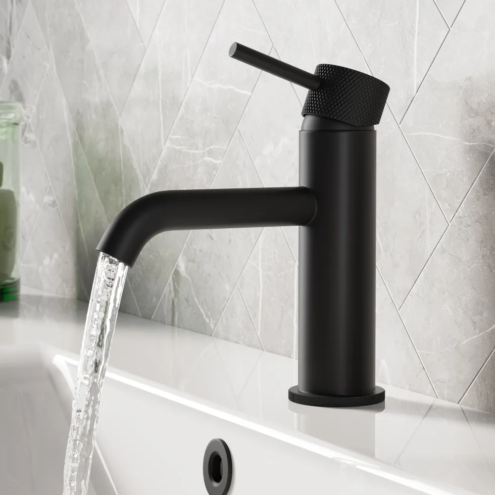 Harbour Clarity Knurled Basin Mixer Tap & Waste and Bath Shower Mixer Tap with Shower Kit