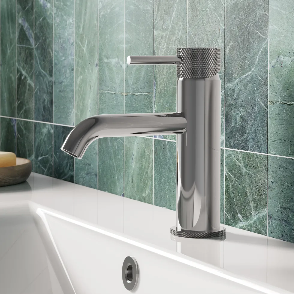 Harbour Clarity Knurled Basin Mixer Tap & Waste and Bath Shower Mixer Tap with Shower Kit