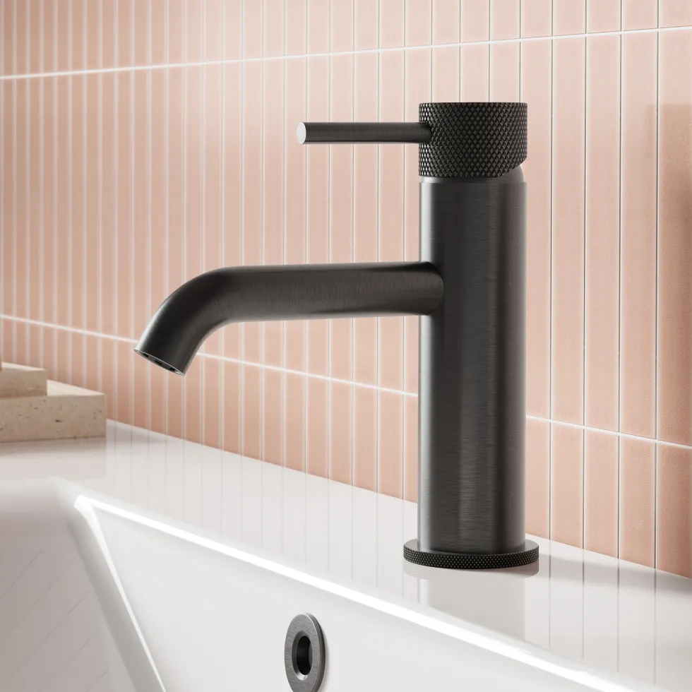 Harbour Clarity Knurled Basin Mixer Tap & Waste and Bath Shower Mixer Tap with Shower Kit
