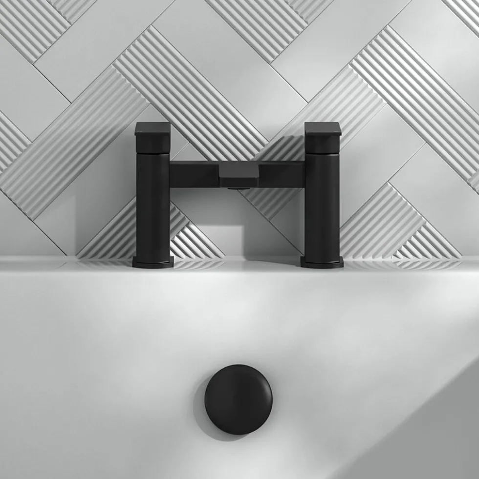 Harbour Status Deck Mounted Bath Filler - Matt Black