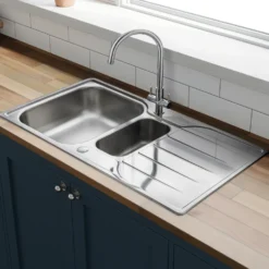 Leisure Albion 1.5 Bowl Stainless Steel Kitchen Sink with Reversible Drainer - 950 x 508mm