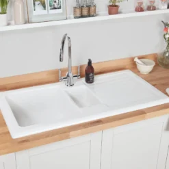 Rangemaster Rustic 1.5 Bowl White Ceramic Sink & Waste Kit with Reversible Drainer - 1000 x 500mm