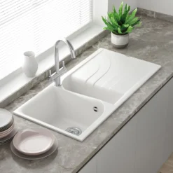 Reginox Ego White Granite Composite 1.5 Bowl Kitchen Sink & Vellamo FlexiSpray Kitchen Mixer