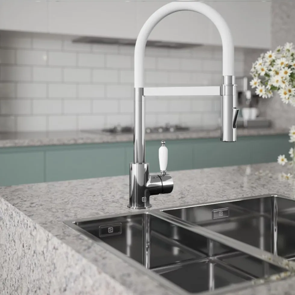 The Tap Factory Vibrance Shaker Mono Pull Out Spray Kitchen Mixer Tap