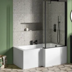 Vellamo City 6mm Matt Black Square Corner Hinged Bath Screen With Fixed Return - 1430 x 780mm