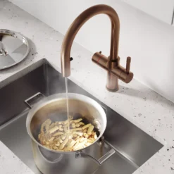 Vellamo Luna 4-in-1 Pull Out Instant Boiling Water Tap with Boiler & Filter