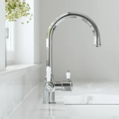 Vellamo Rigel Traditional Cruciform 3-in-1 Instant Boiling Water Tap with Boiler & Filter