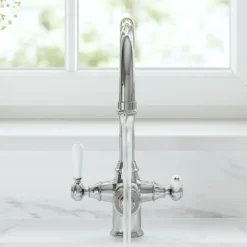 Vellamo Rigel Traditional Cruciform 3-in-1 Instant Boiling Water Tap with Boiler & Filter