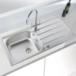 Vellamo Sunrise 1 Bowl Satin Stainless Steel Kitchen Sink with Waste, Plumbing Kit & Reversible Drainer - 965 x 500mm