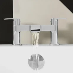Vellamo Swift Chrome Deck Mounted Bath Filler