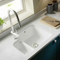 Villeroy & Boch Cisterna White Ceramic 1.5 Bowl Undermount Sink - 545mm x 440mm
