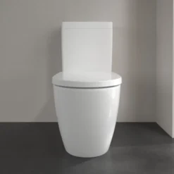 Villeroy & Boch Subway 3.0 Close Coupled TwistFlush Rimless Toilet with Soft Close Toilet Seat
