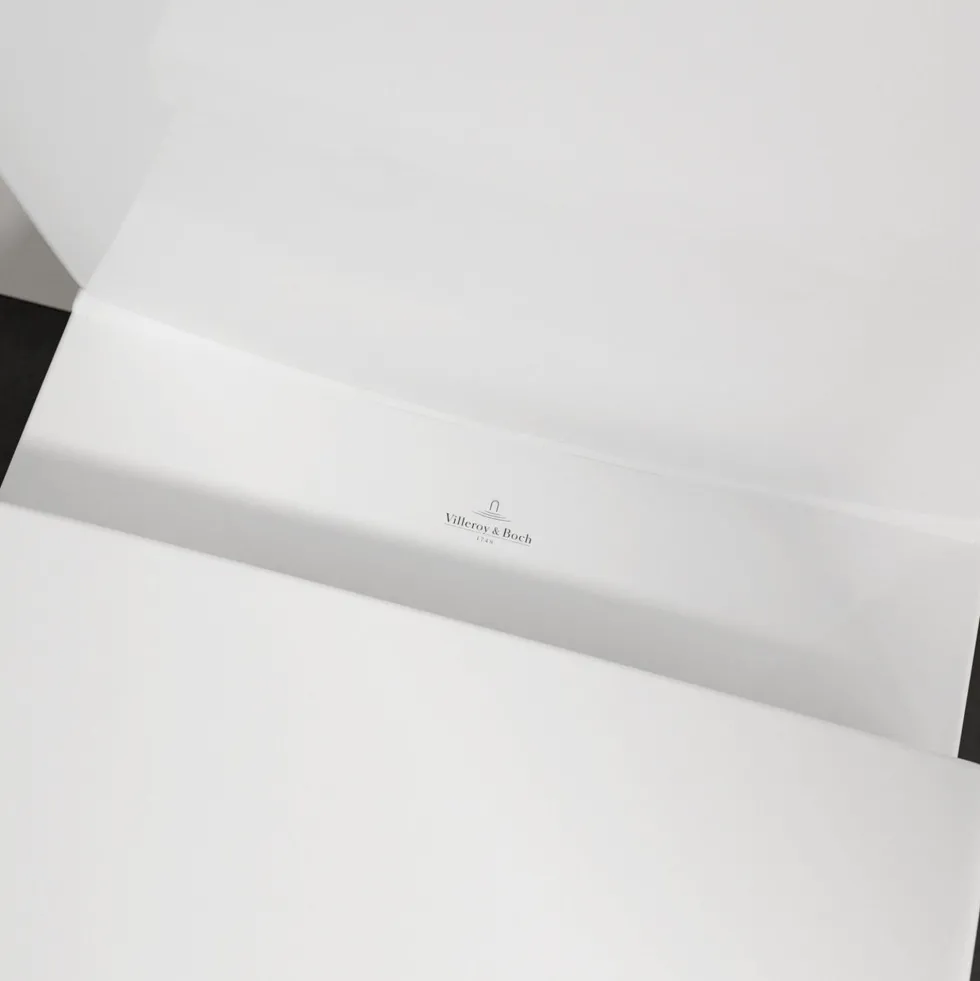 Villeroy & Boch Subway 3.0 Close Coupled TwistFlush Rimless Toilet with Soft Close Toilet Seat